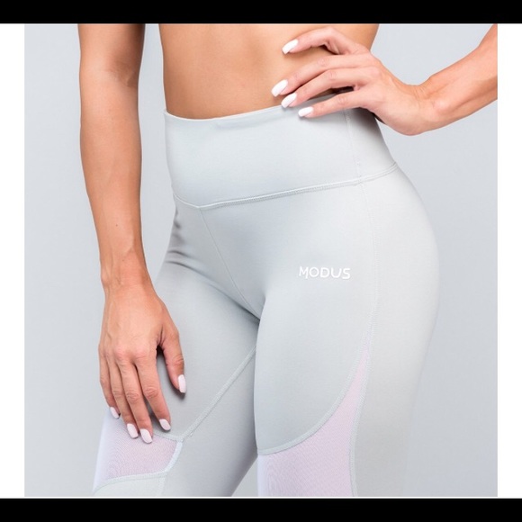 Modus Apparel Reveal Mesh Leggings - Picture 2 of 7